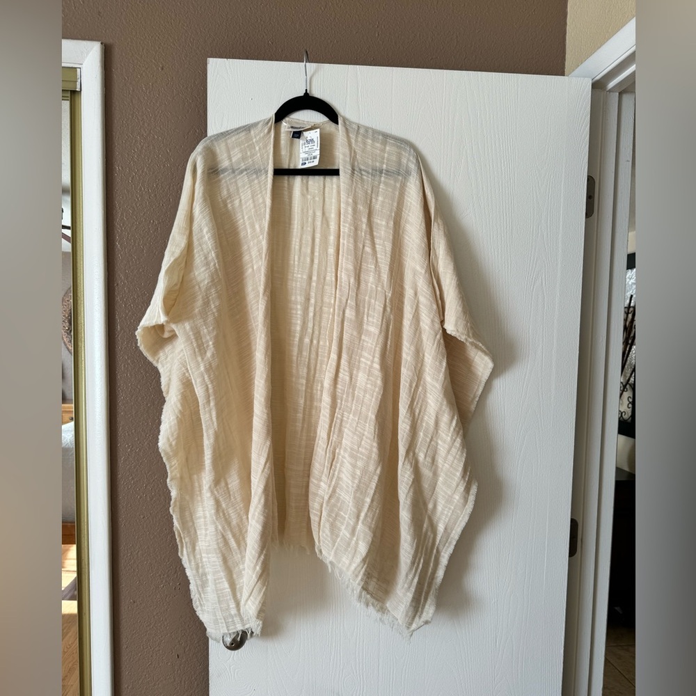 Shawl in cream color